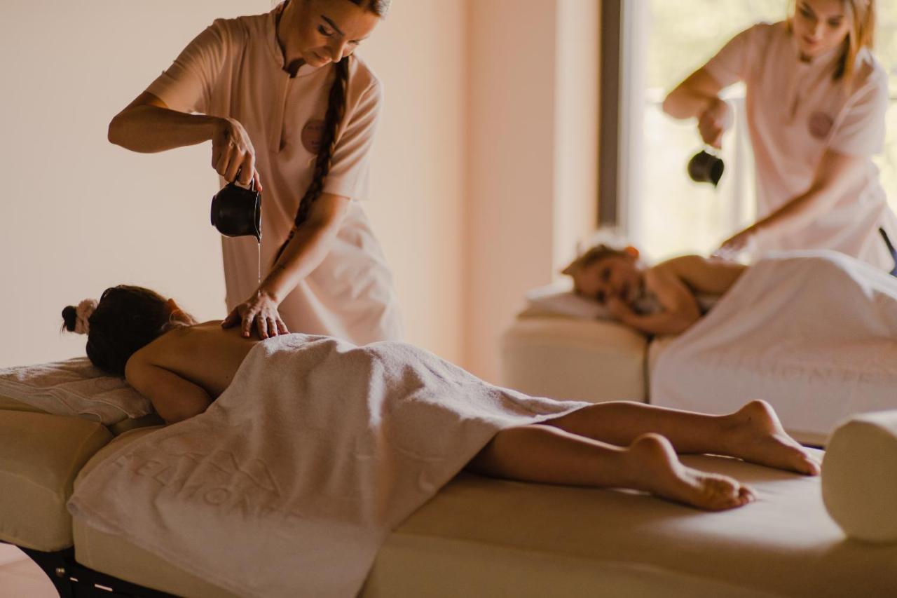 Belmonte Hotel Krynica-Zdroj Bagian luar foto Massage